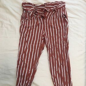 Forever 21 flows jogger pant.